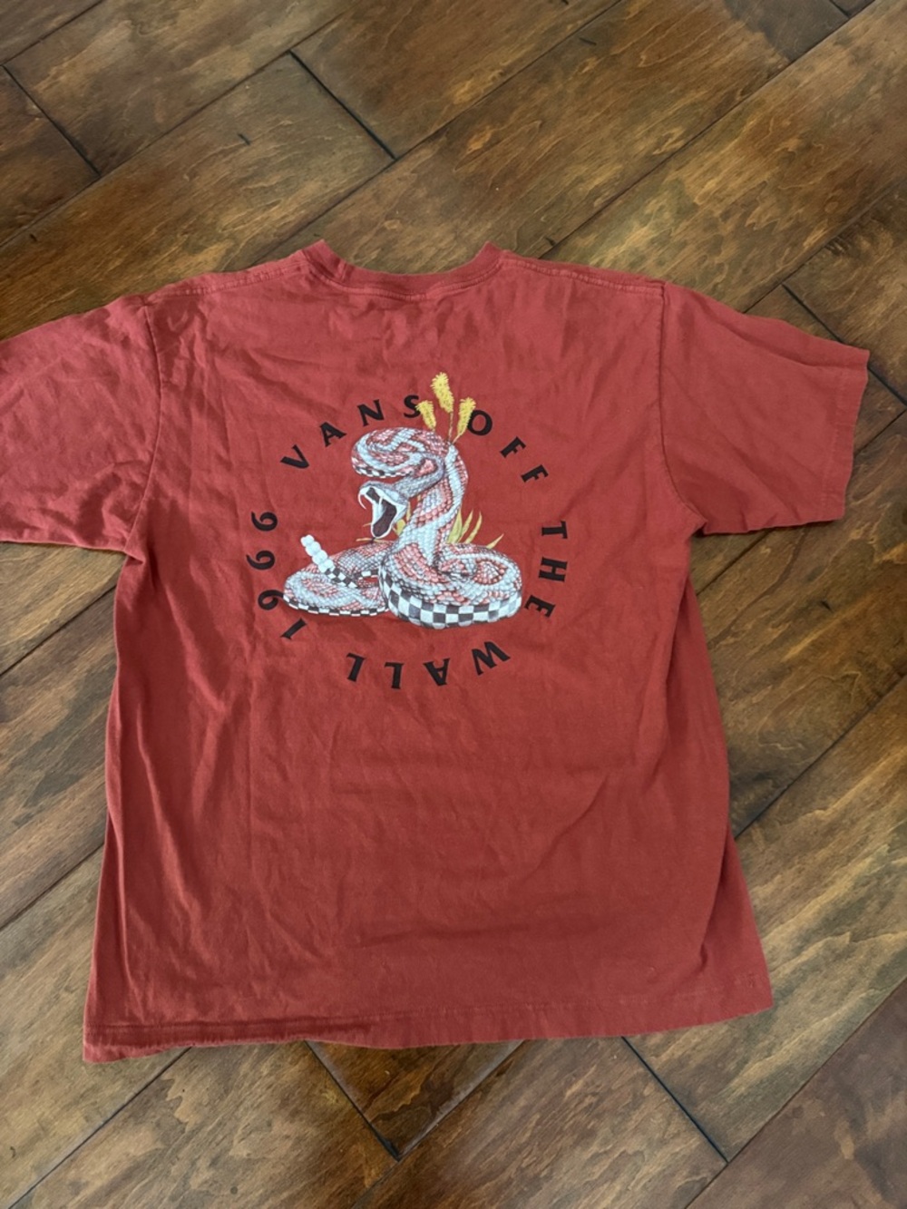 Vans Red/Brick Snake Graphic on back Tee with Checker Detail Mens M